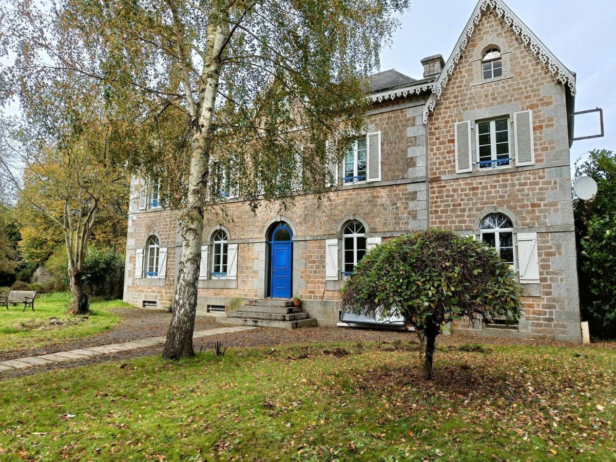Maison La Motte With Bicycle Parking Saint-Hilaire-du-Harcouët Zewnętrze zdjęcie