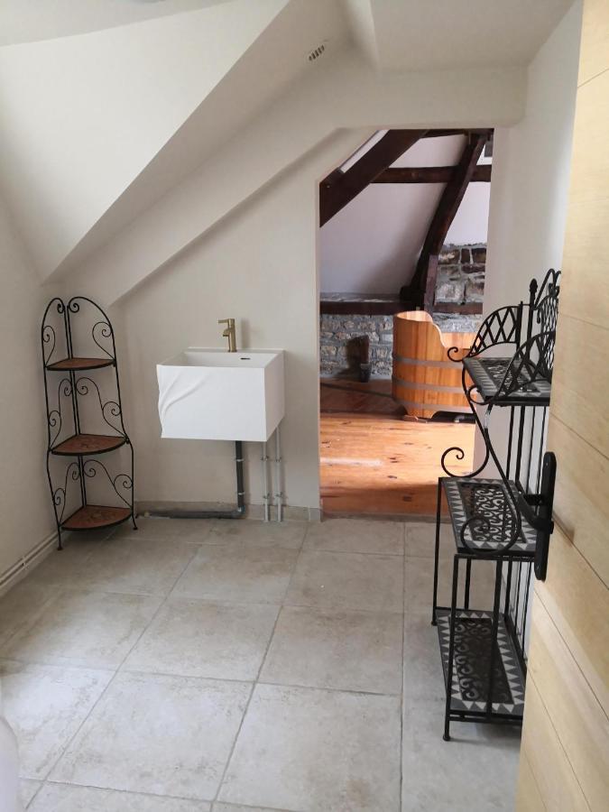 Maison La Motte With Bicycle Parking Saint-Hilaire-du-Harcouët Zewnętrze zdjęcie